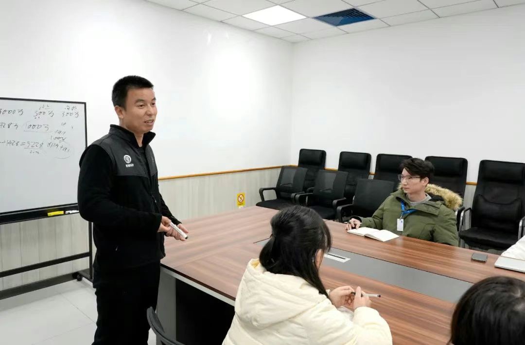 阳总.jpg